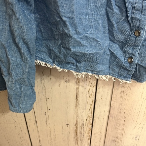 Cloth & Stone 100% Cotton Lightweight Blue Ombre Corduroy Longsleeve Top - Picture 5 of 7